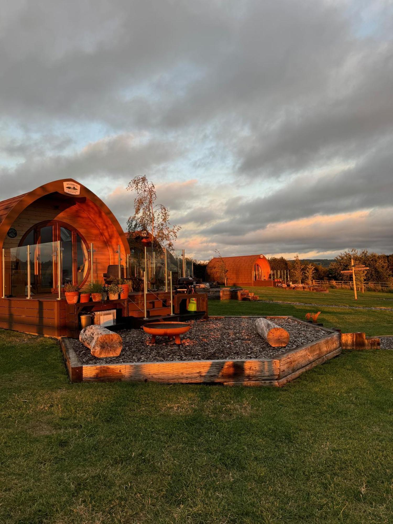 Mingle Dale- Bugthorpe Grange Glamping Villa Stamford Bridge Exteriör bild